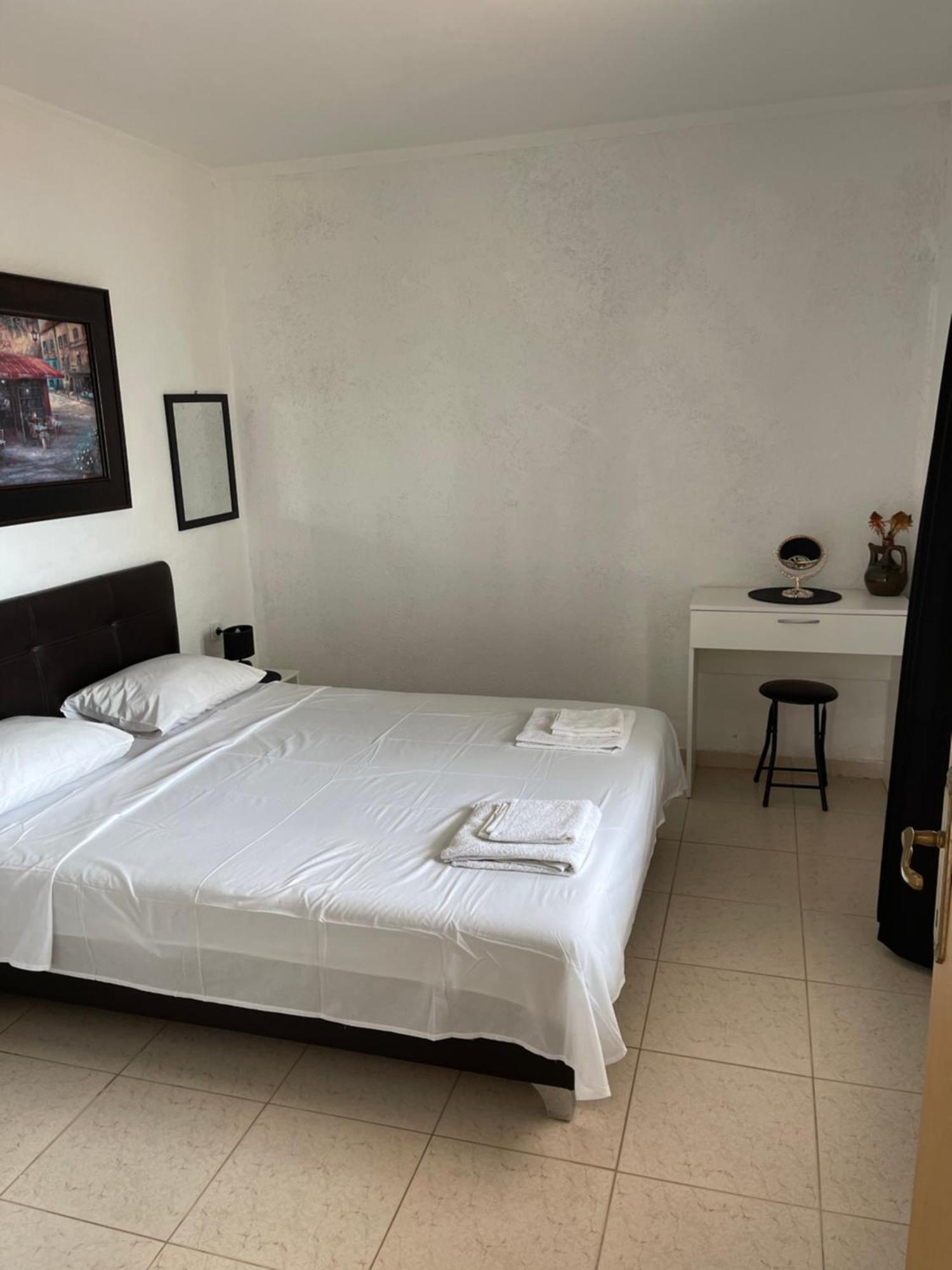Lux Sereno Village Ulcinj Zimmer foto